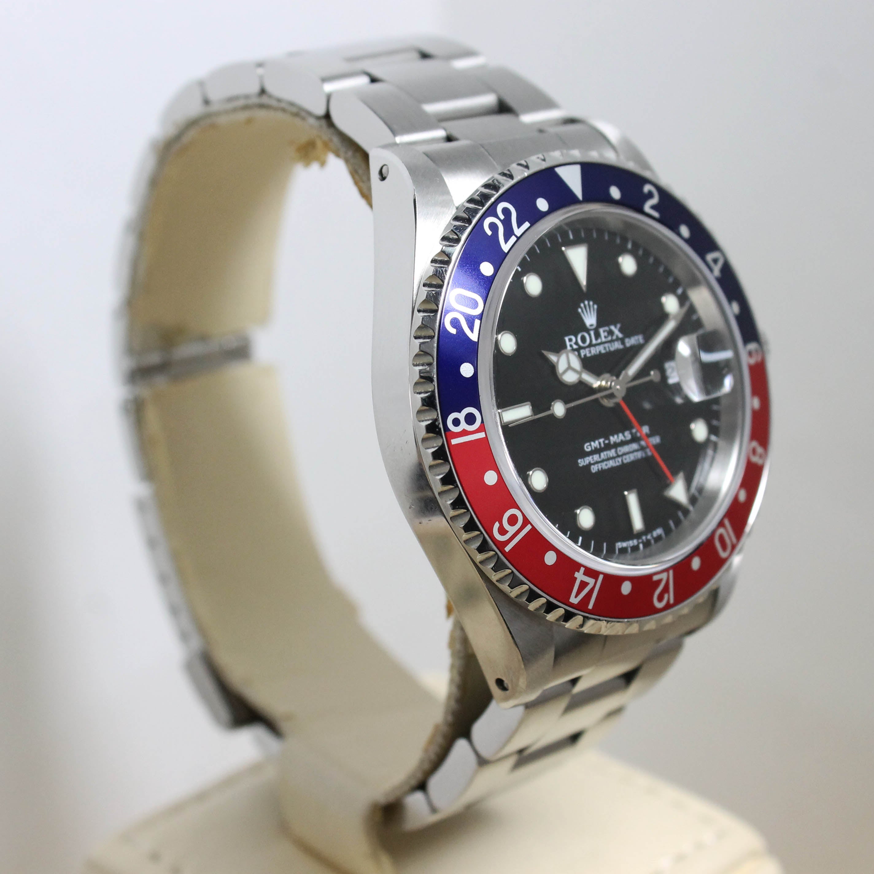 Rolex GMT Master Ref. 16700 Year 1997 (with RSC Card)