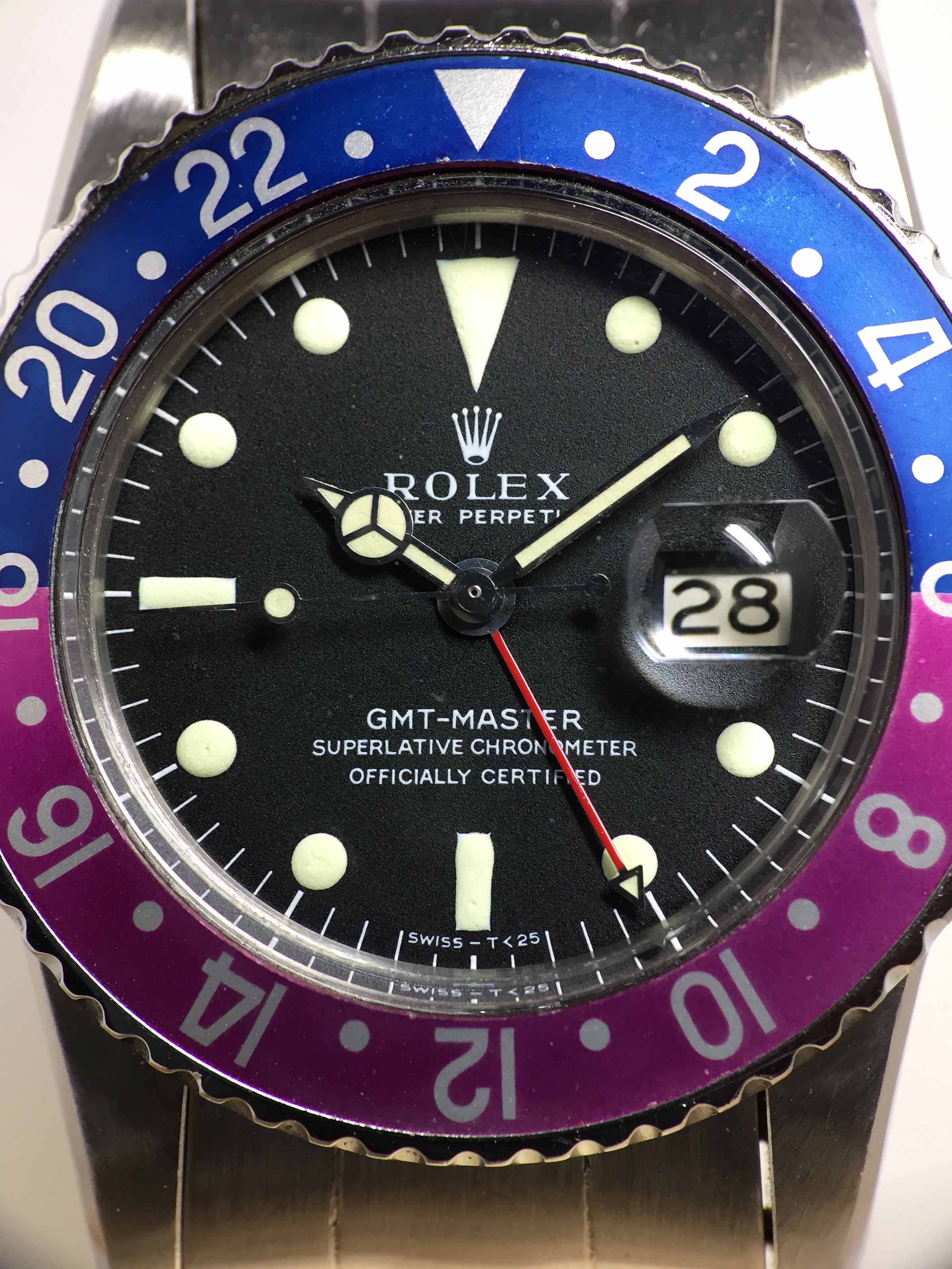 1966 Rolex GMT Master MK 0.5 Fuchsia 'Small GMT Hand' Ref. 1675