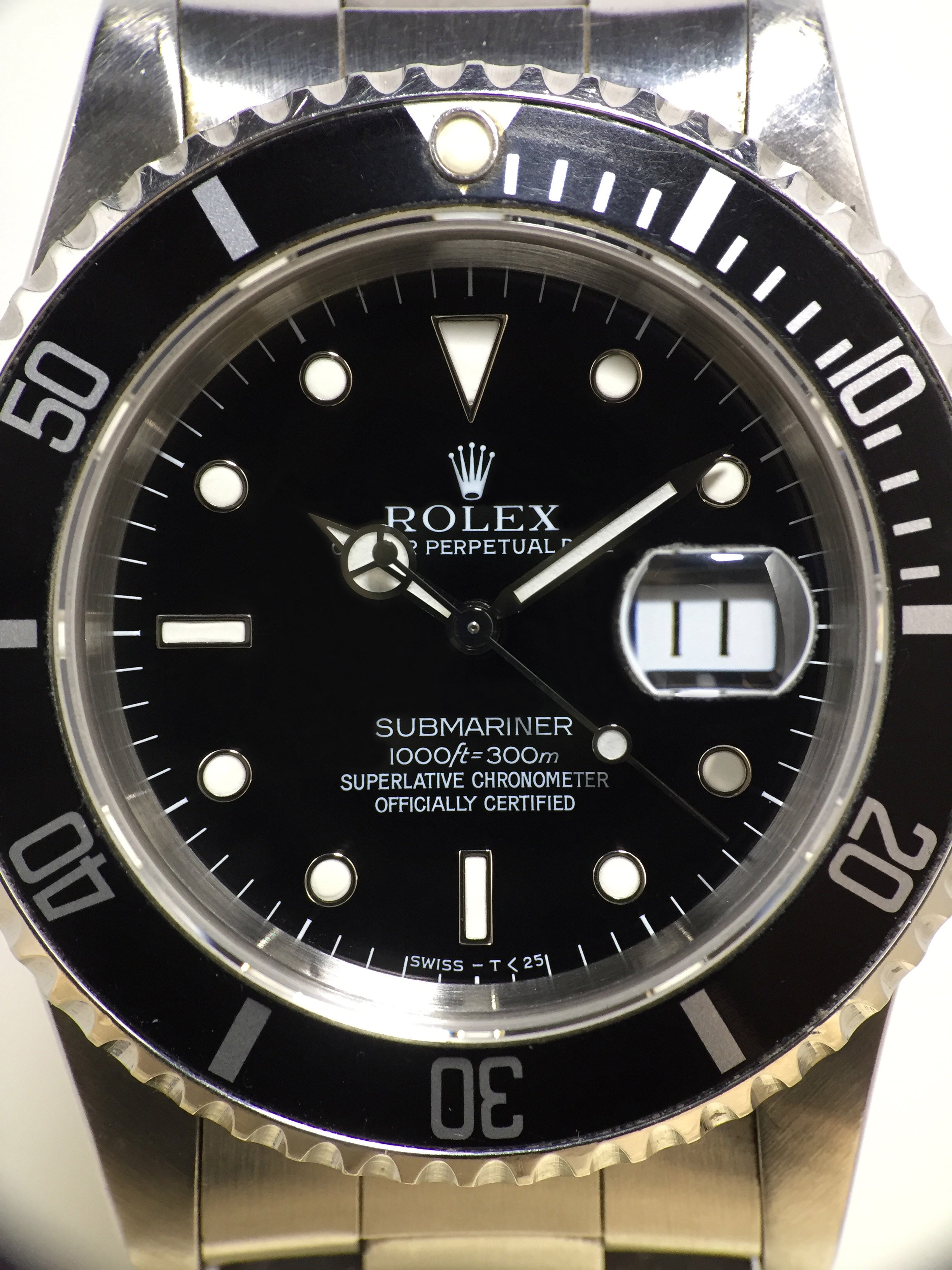 1993 Rolex Submariner Tritium Dial Ref. 16610 (Full Set)