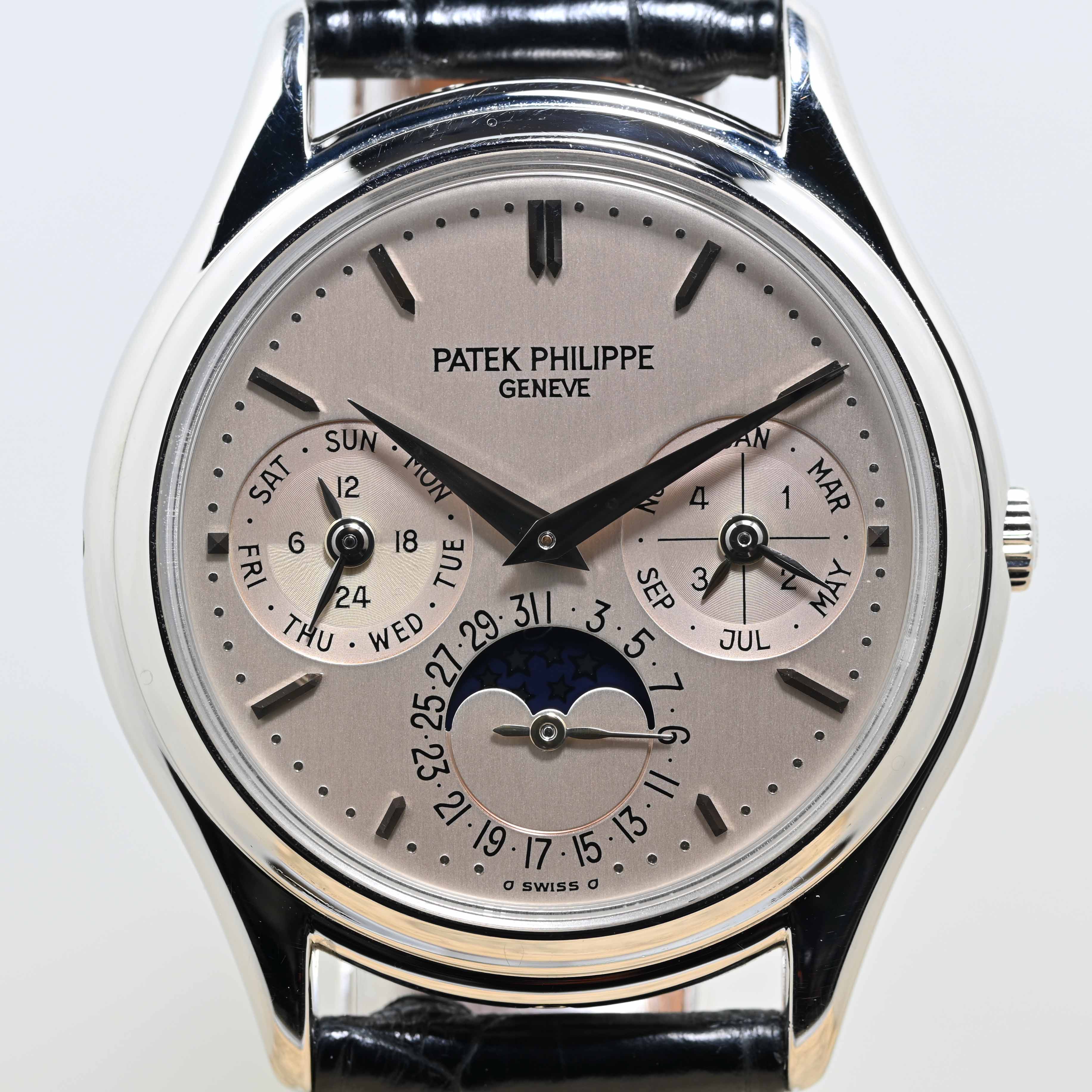 2000 Patek Philippe Platinum Ref. 3940P (Full Set)