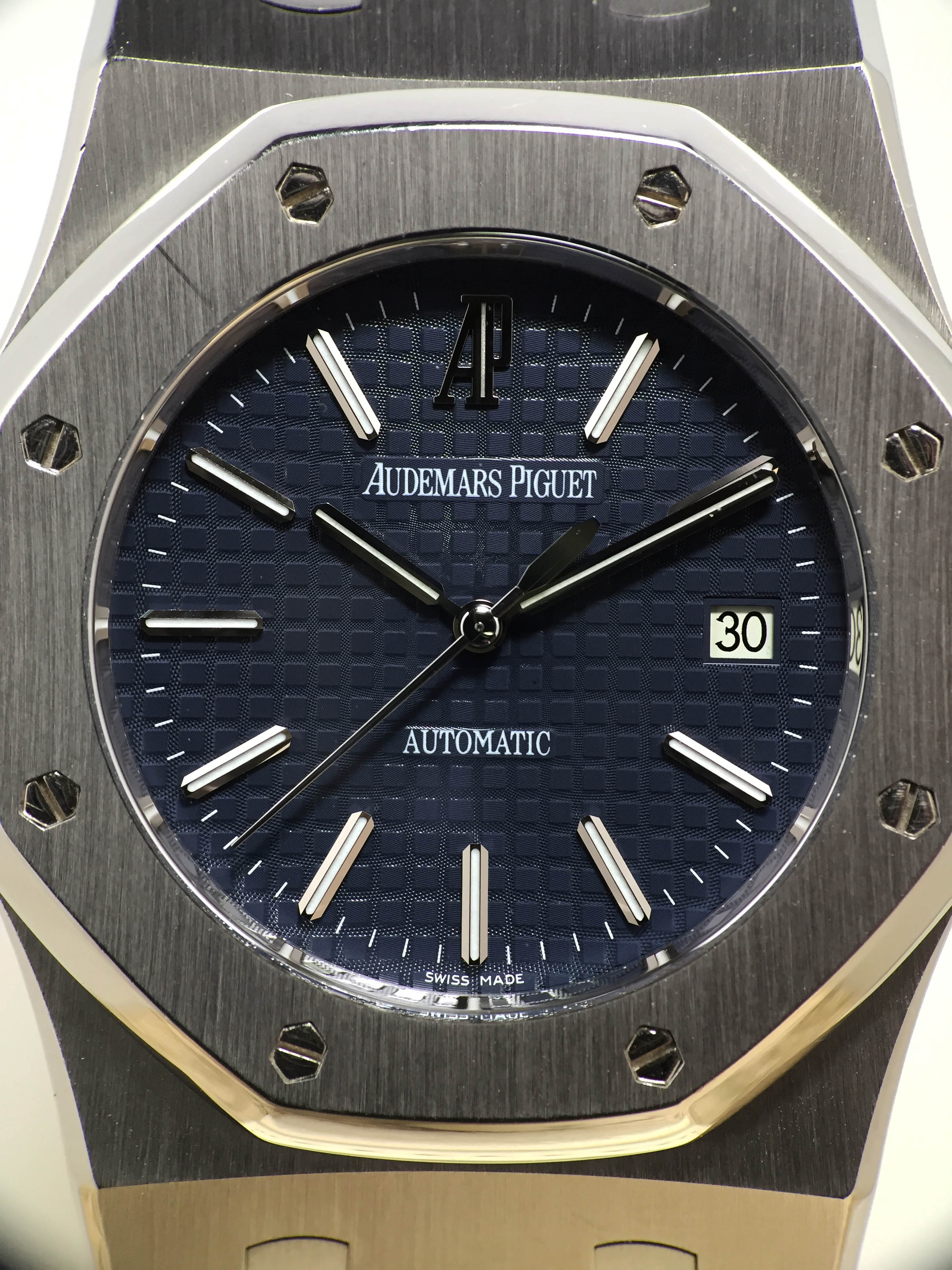 2010 Audemars Piguet Royal Oak Blue Dial Ref. 15300ST (Full Set)