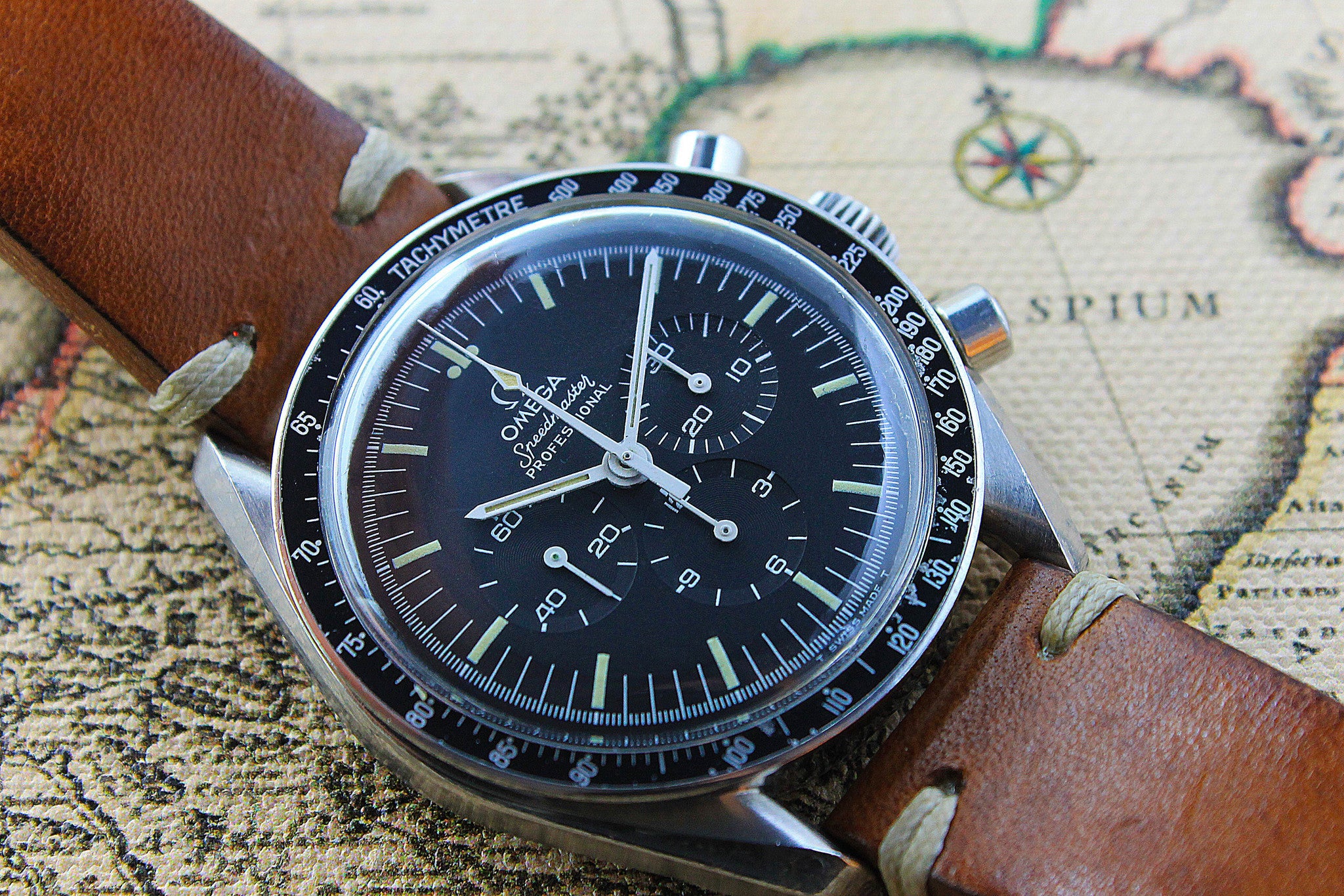 Omega Speedmaster Professional (3.1.514) - Momentum Dubai