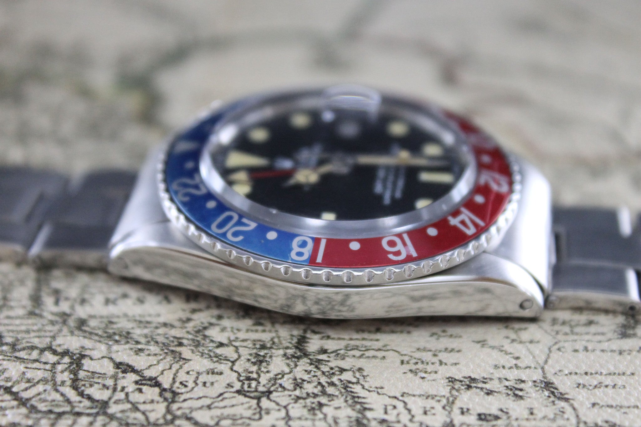 1971 - Rolex GMT Master (with Service Box & Papers) - Momentum Dubai