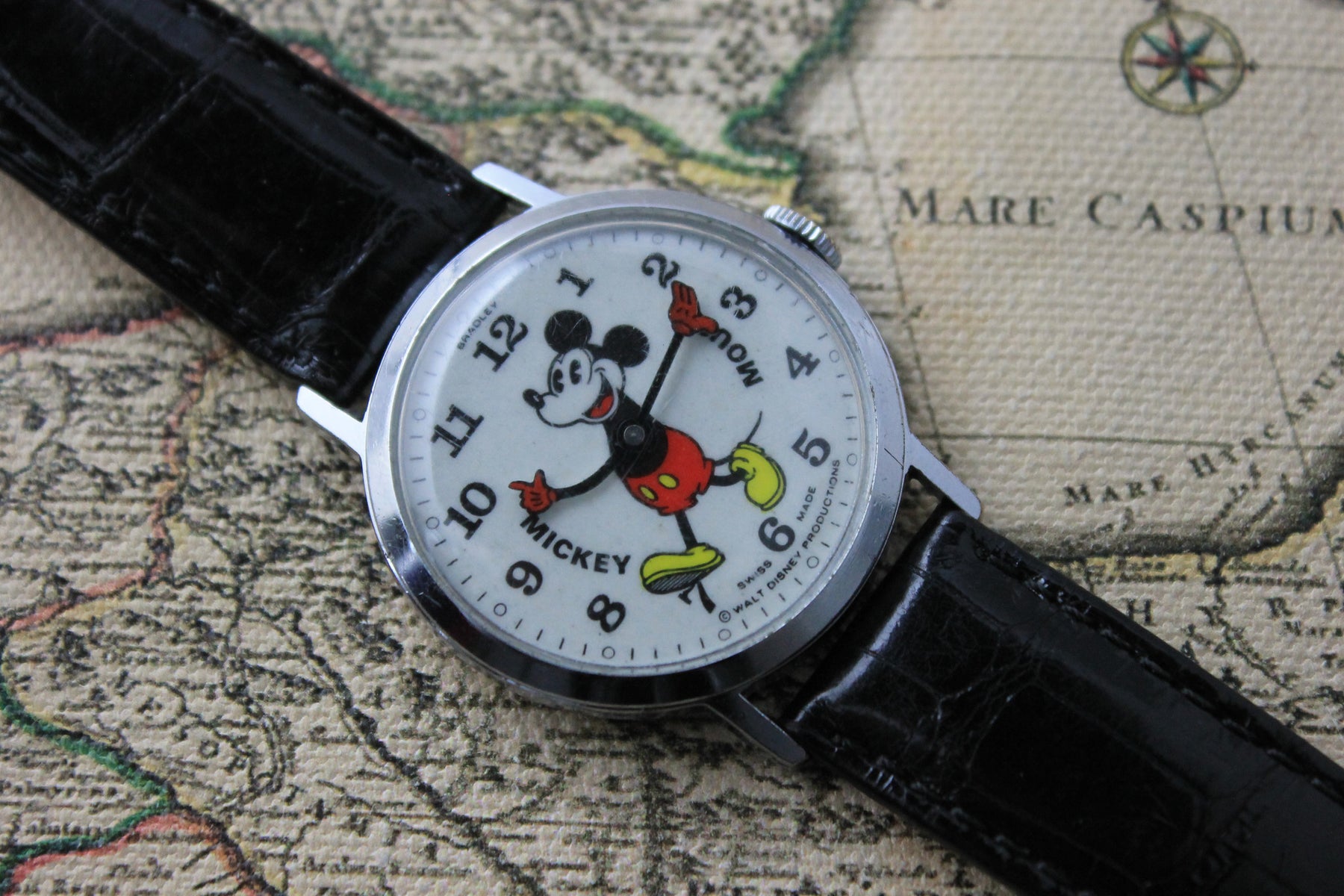 Walt Disney Mickey Mouse (1.1.426) - Momentum Dubai