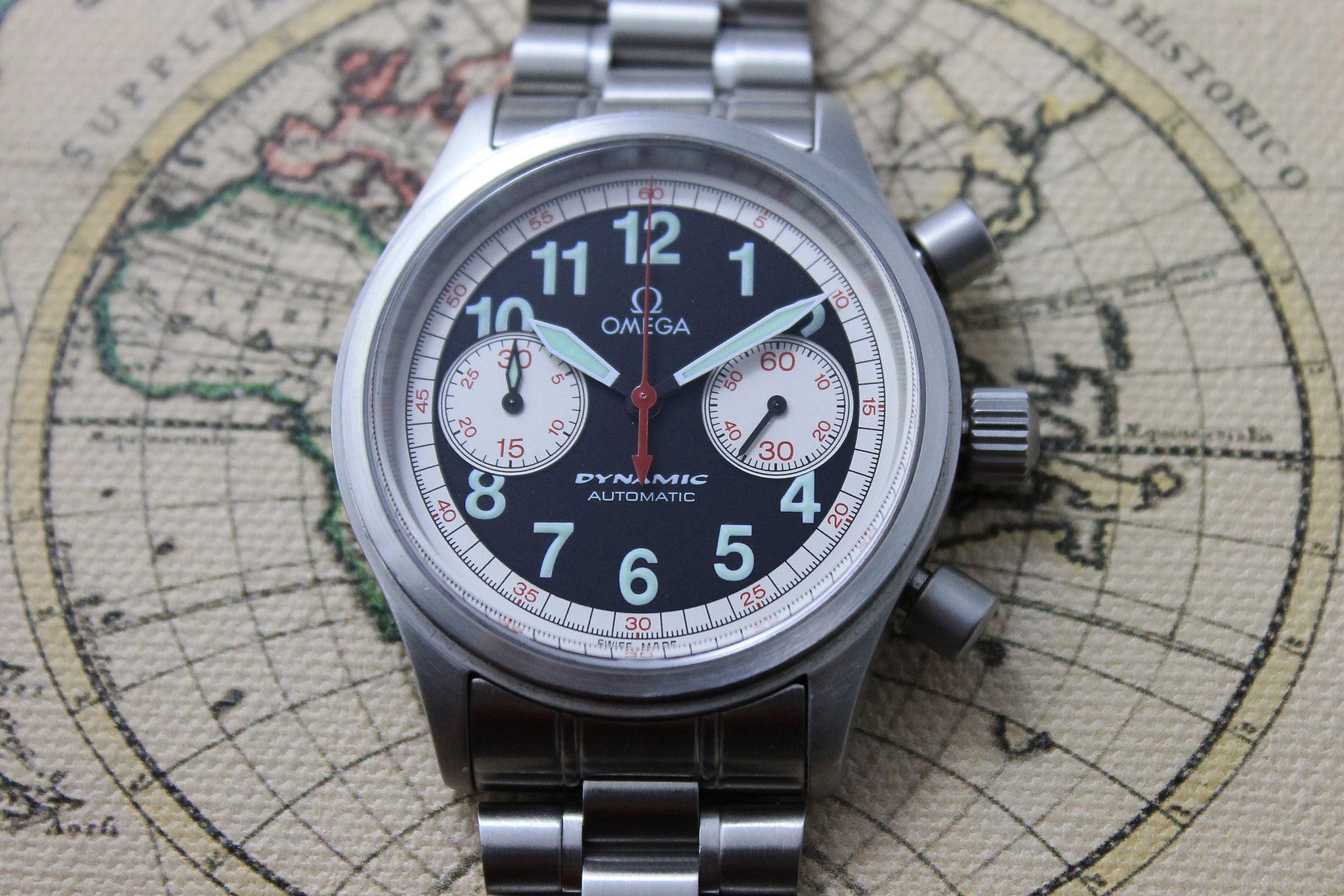 2000 - Omega Dynamic Chrono (Box and Papers) - Momentum Dubai