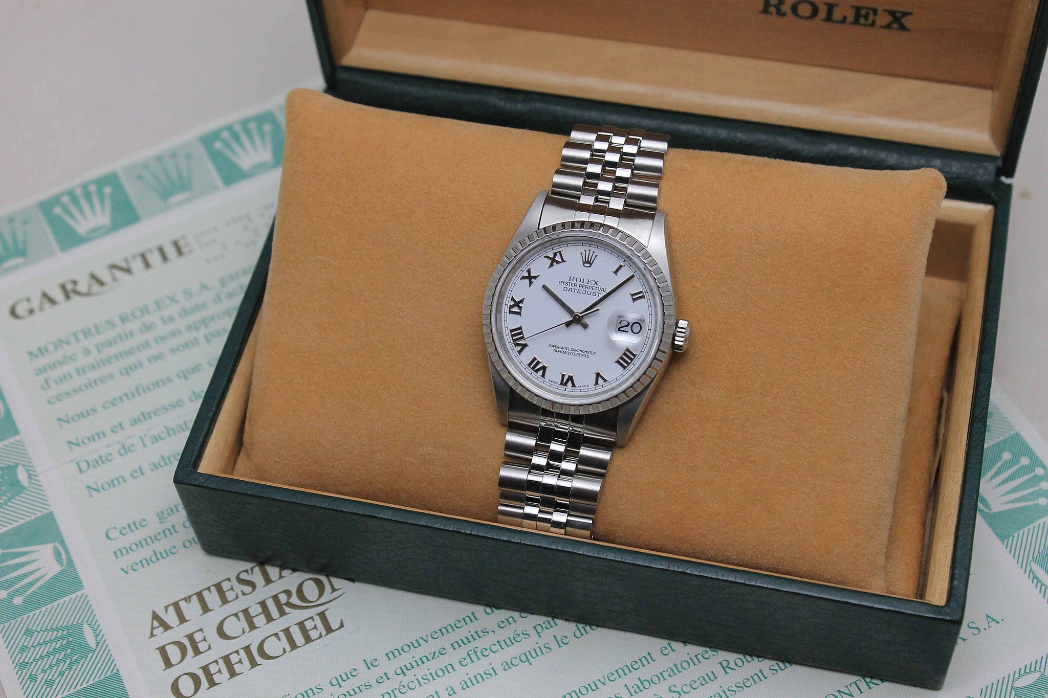 2000 - Rolex Datejust Oman (full set) - Momentum Dubai