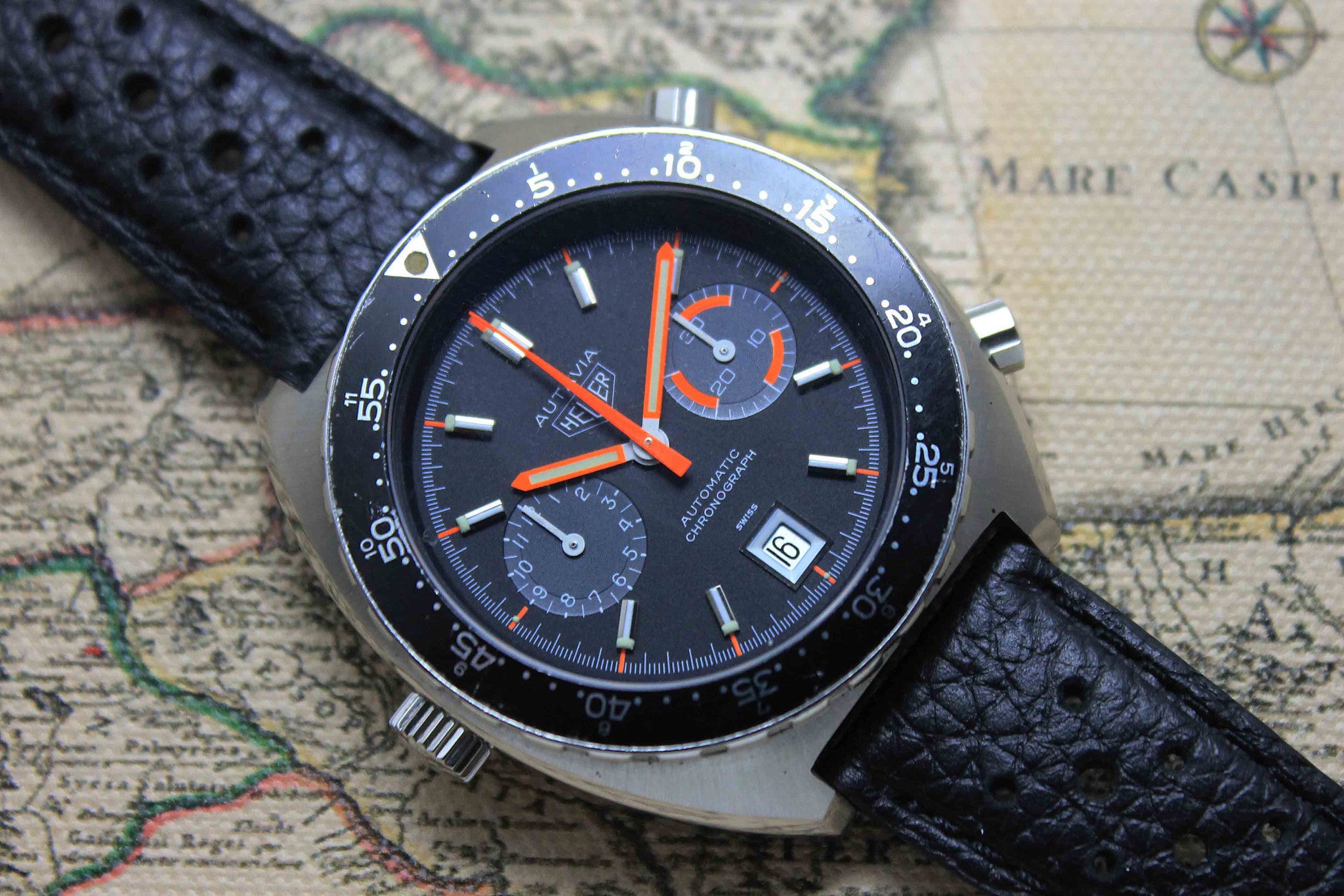 1972 - Heuer Autavia (service papers/box) - Momentum Dubai