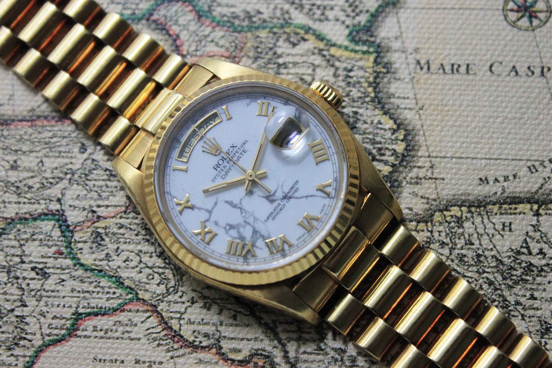 1987 - Rolex Day Date WG Marble - Momentum Dubai