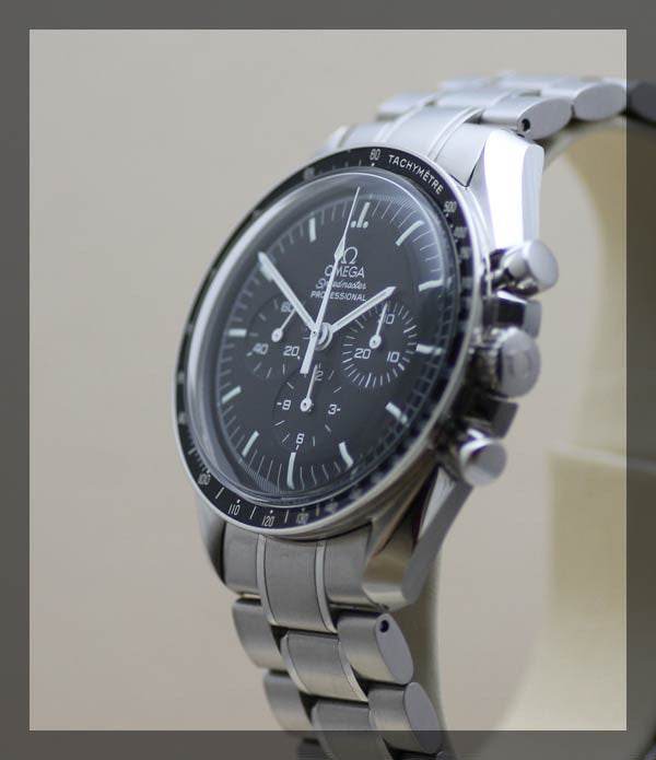 Omega Speedmaster Professional (3.1.194) - Momentum Dubai