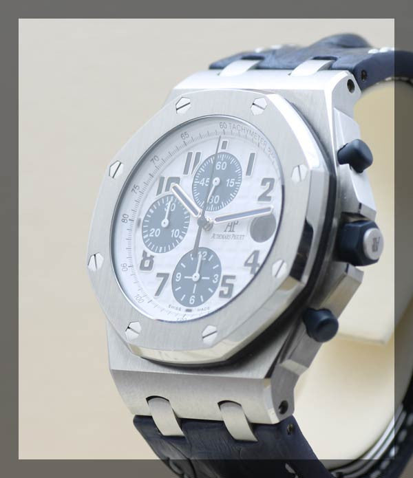 Audemars Piguet Offshore Navy (3.1.238) - Momentum Dubai