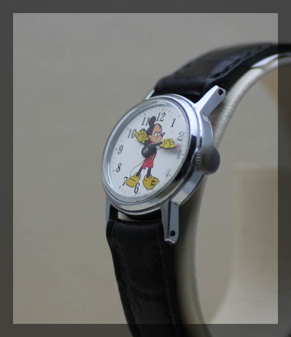 Ingersoll Mickey Mouse watch (2.1.199) - Momentum Dubai