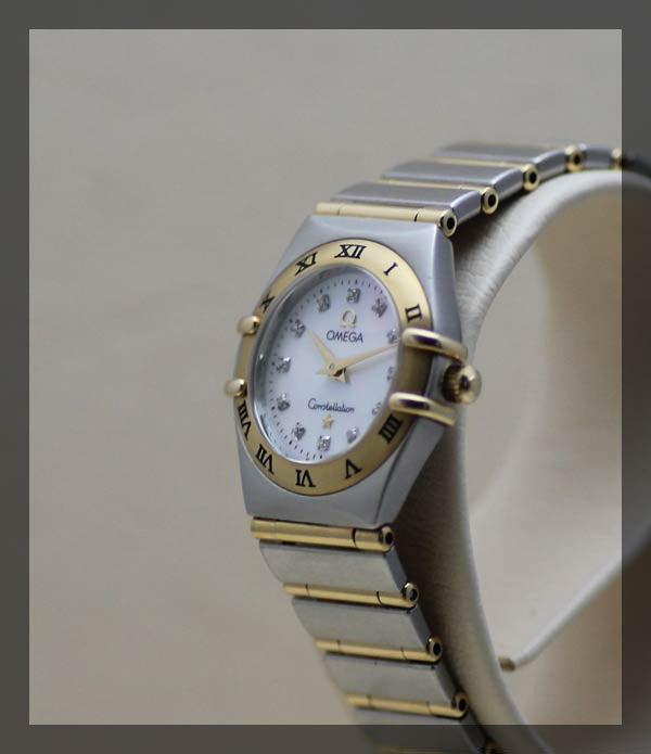 Omega Constellation Mother of Pearl (3.1.199) - Momentum Dubai