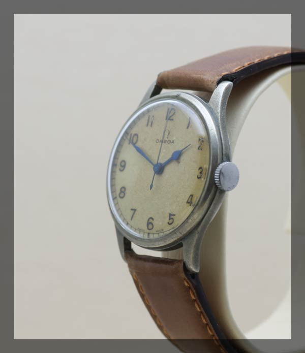 Omega RAF Pilot's Watch WWII (3.1.252) - Momentum Dubai