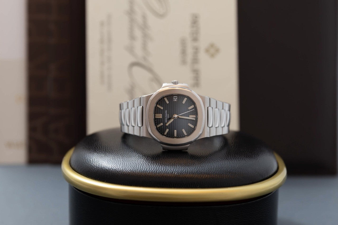 2011 Patek Philippe Nautilus Ref. 5800 (Full Set)