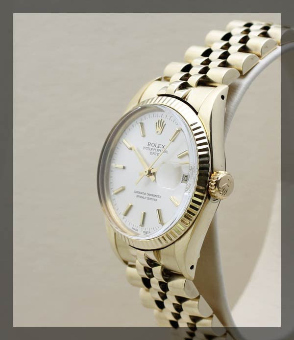 Rolex Oyster Perpetual Date (3.1.386) - Momentum Dubai