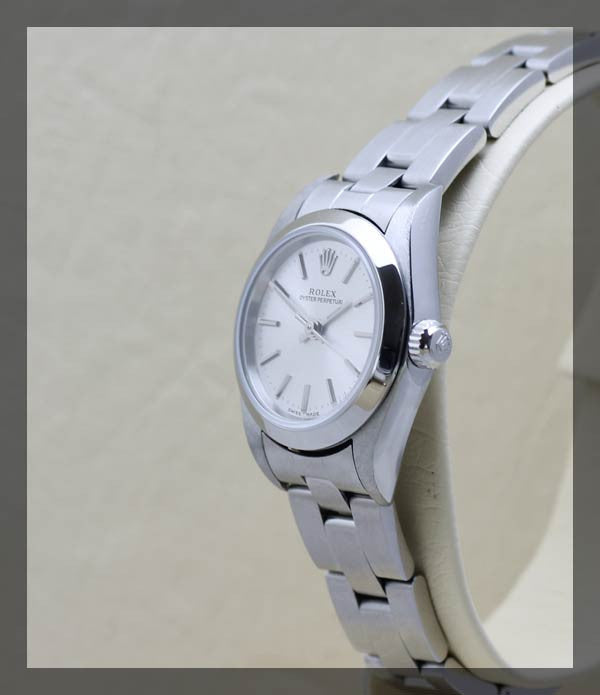 Rolex Oyster Perpetual (2.1.271) - Momentum Dubai