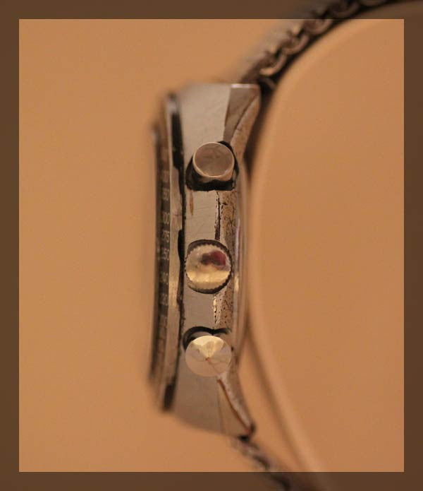 Sicura Chronograph by Breitling (3.1.089) - Momentum Dubai